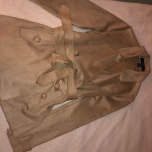 NWOT never worn- beautiful, soft faux suede jacket with buttons and ties… gorg!